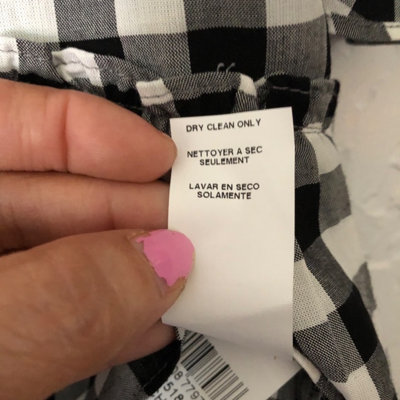 Karen Kane black/white blouse, size medium - Picture 4 of 5